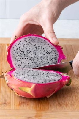 How Cut Dragon Fruit: A Symphony of Slices and Whispers